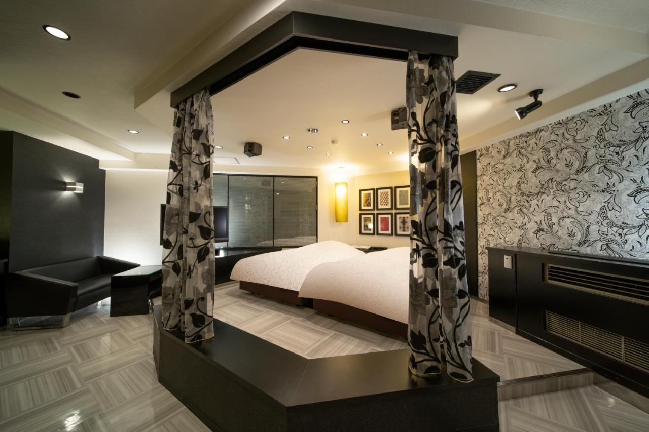 Royal Hotel Uohachi Bettei أوغاكي المظهر الخارجي الصورة